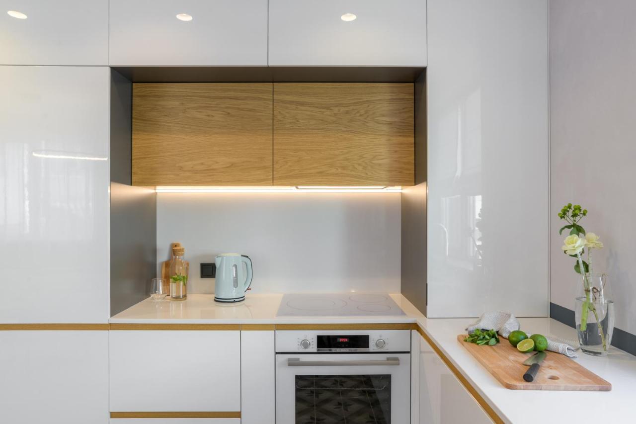 Апартамент Жасмин С Частен Гараж - Jasmin Apartment With Private Garage Varna Exterior foto